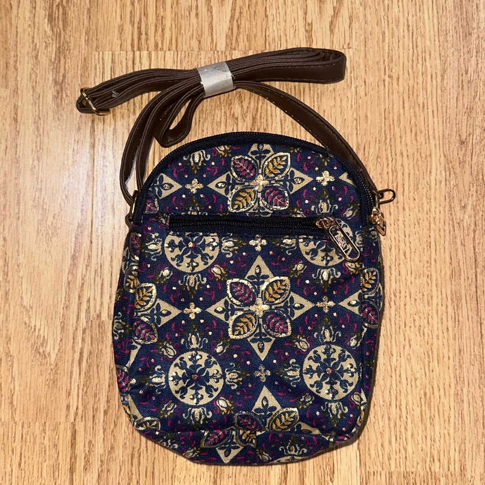 NWOT Patterned Purse/Bag